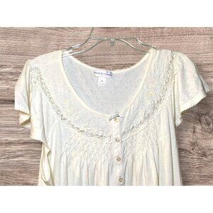 Ivory Short Sleeve Nightgown Robe Set XL Embroidered Cottagecore Grandmacore